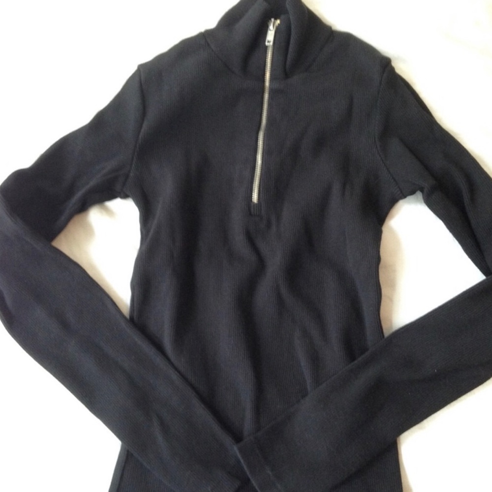 John Galt Ribbed long sleeve  3/4 zip